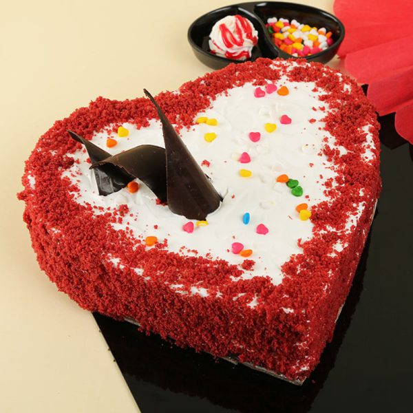 Classy Velvety Heart Cake