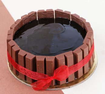 Classy KitKat Punch Cake