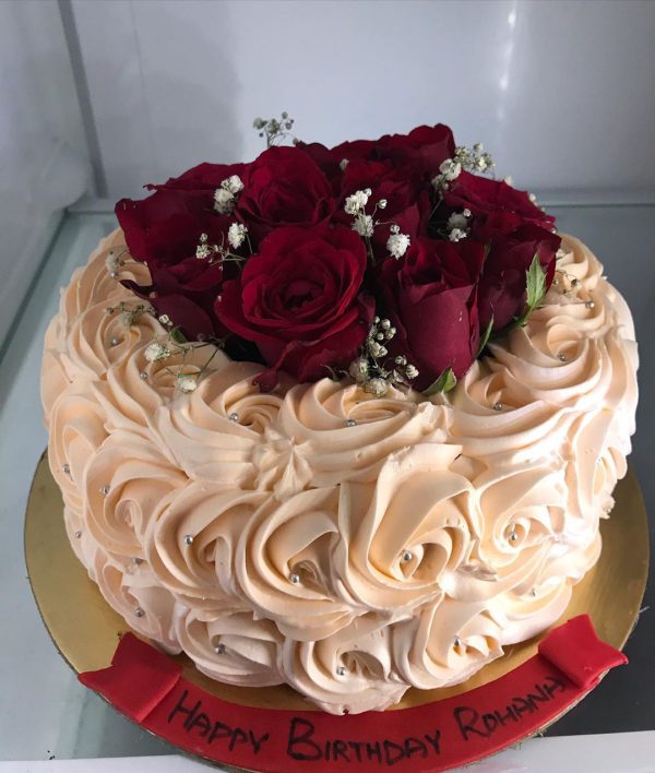 Valentine Special Rose Cake