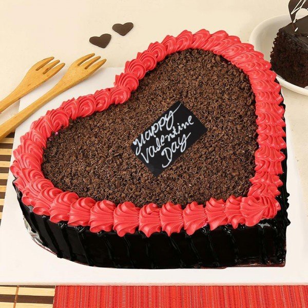 Valentine Lovie Cake