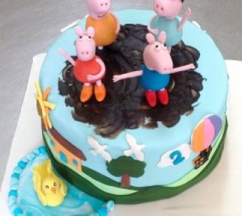 28 Of The Best Peppa Pig Birthday Cakes Made By Our Fans - Picniq Blog
