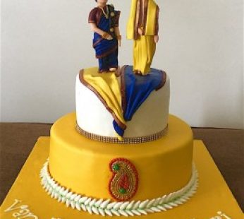 Beautiful Couple Wedding Cake