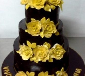 Golden Flower Chocolate Cake