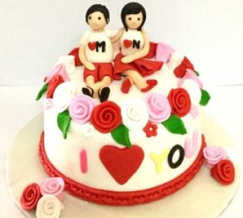 M & N love & Romance Valentine Cake
