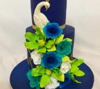 Elegant Peacock wedding cake