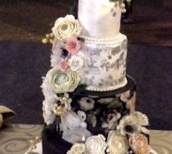 Designer Wedding Cake Floral theme