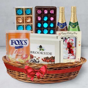 Gift Special For Wedding Basket Of Gourmet