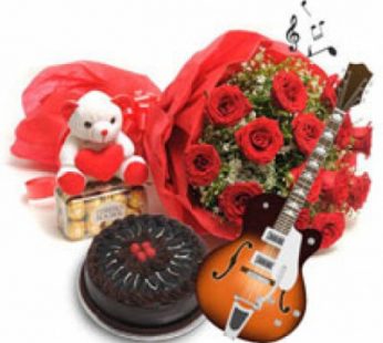 Love Combo with Guitarist at Home
