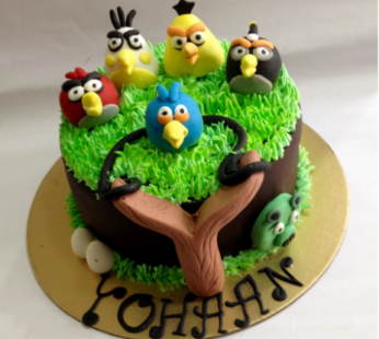 Colorful Angry Bird Theme Cake